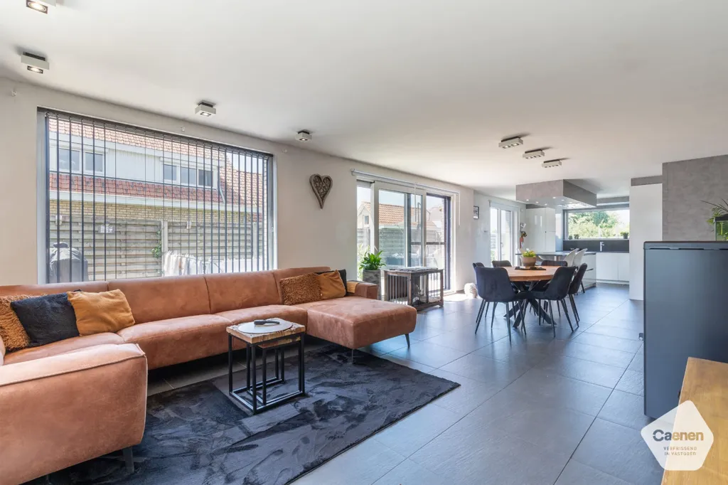 Elutuba - Modern Bungalow with Pool in Zedelgem