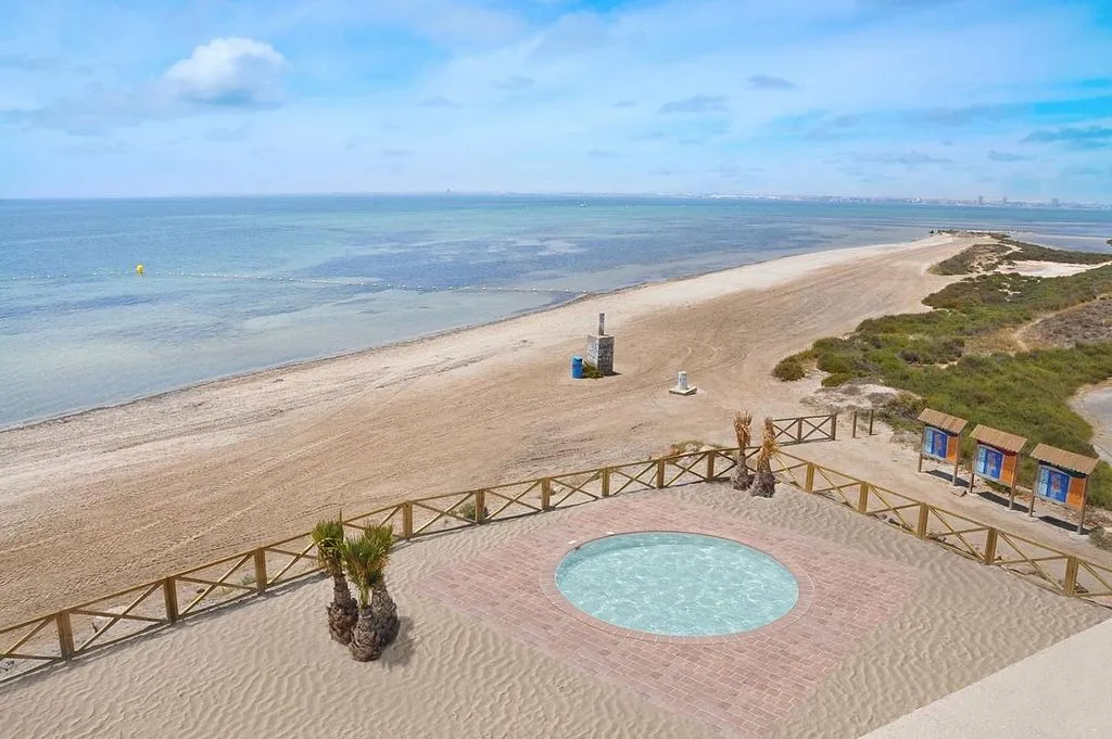 Piscine - Modern Apartment with Sea View in Manga