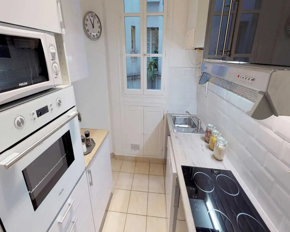 4-room apartment in Paris