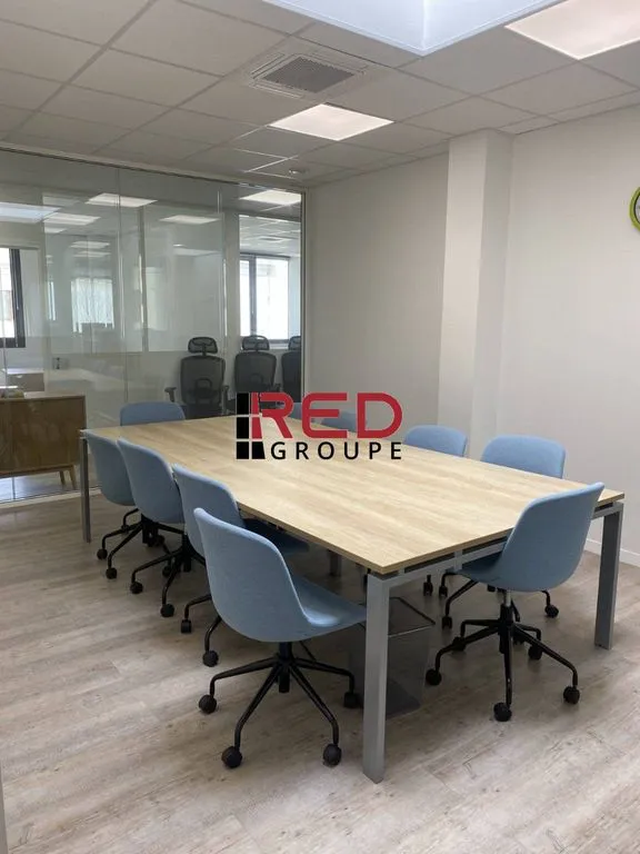 Bureau - Locaux Commerciaux avec Grand Open Space à Gémenos