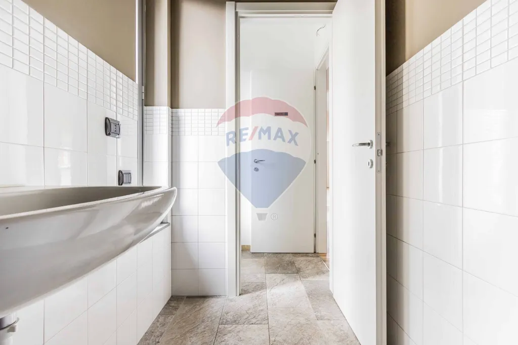 Bagni - Scenic Office in Busto Arsizio Semicentre