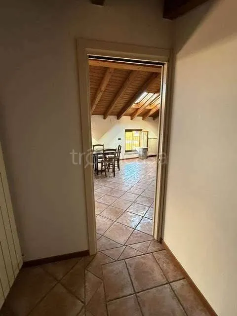 Sala da pranzo - Spacious Flat with Balcony in Sesto Calende