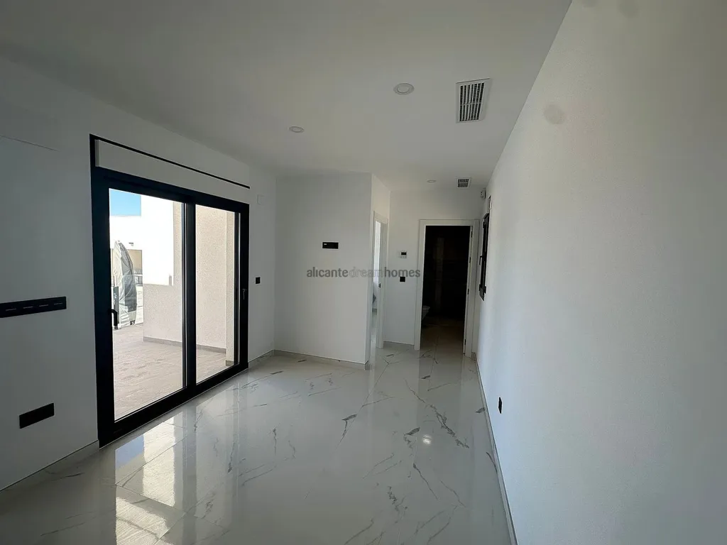 hallway_entrance