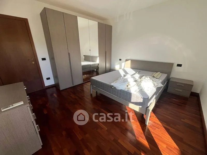 Chambres - Trilocale with Balcony in Central Legnago