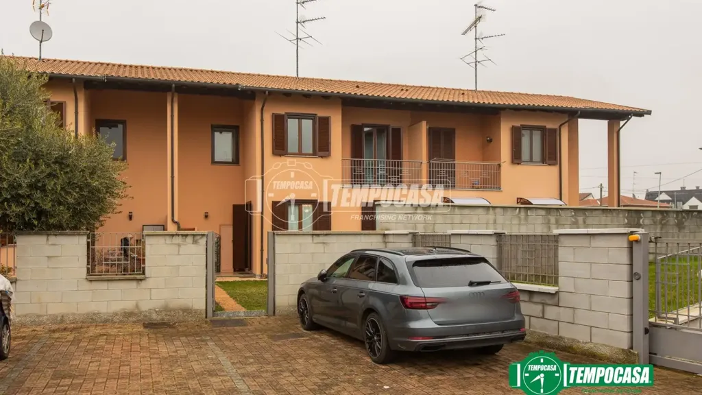 Extérieur - Semi-detached Villa with Garden in Caltignaga