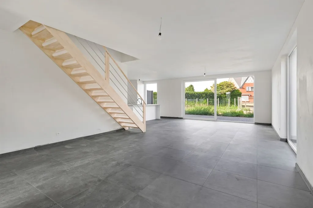Contemporary Semi-Detached Home in New Development