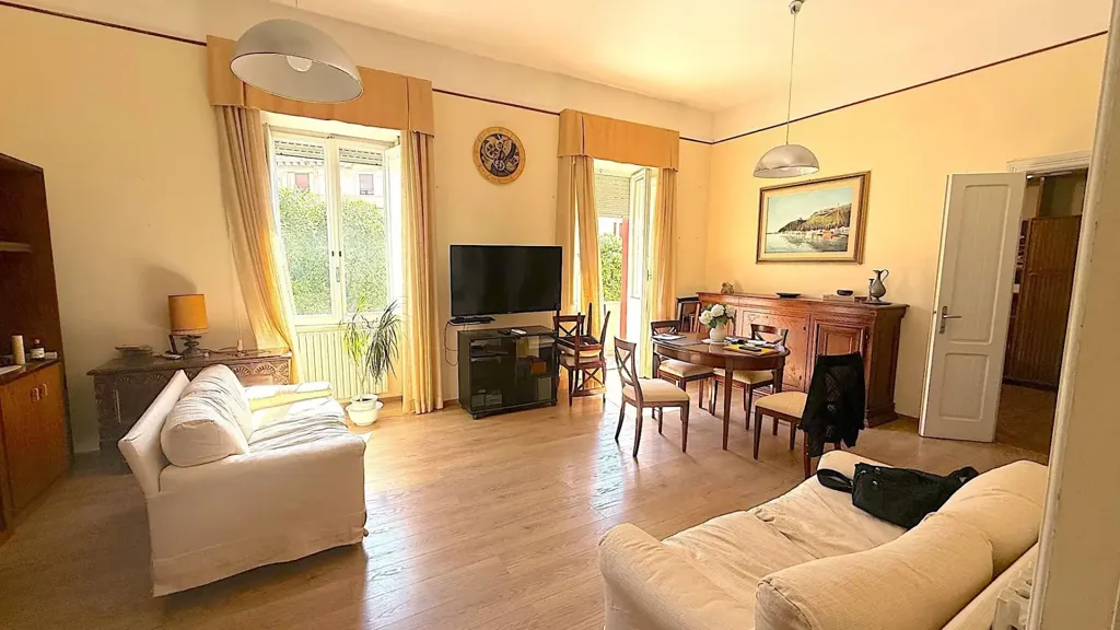 Séjour - Modernised Apartment with Balcony in Cagliari