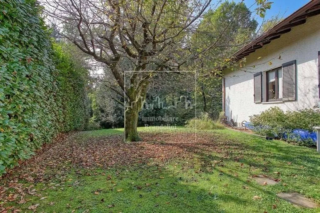 Aed - Luxury Villa with Pool near Luvinate