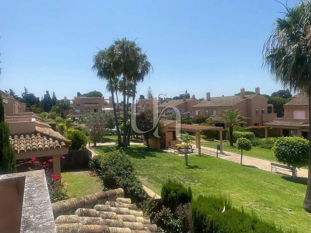 Aed - Terraced House with Pool in El Águila