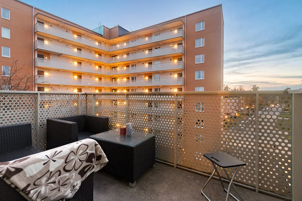 Rõdu - Modern Flat with City Access in Järfälla