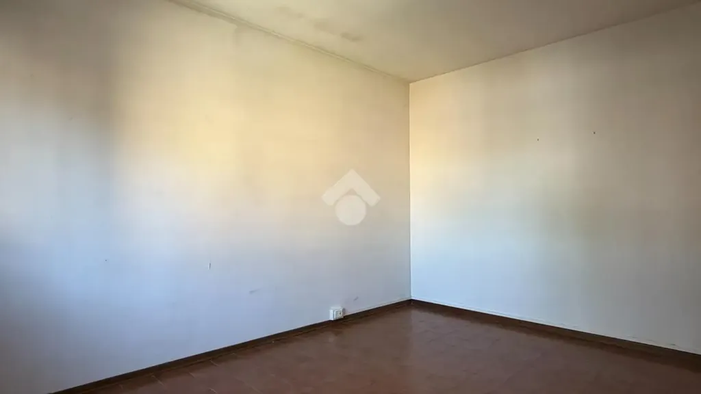 Rooms - Two-Bedroom Apartment with Balcony in Cavriago