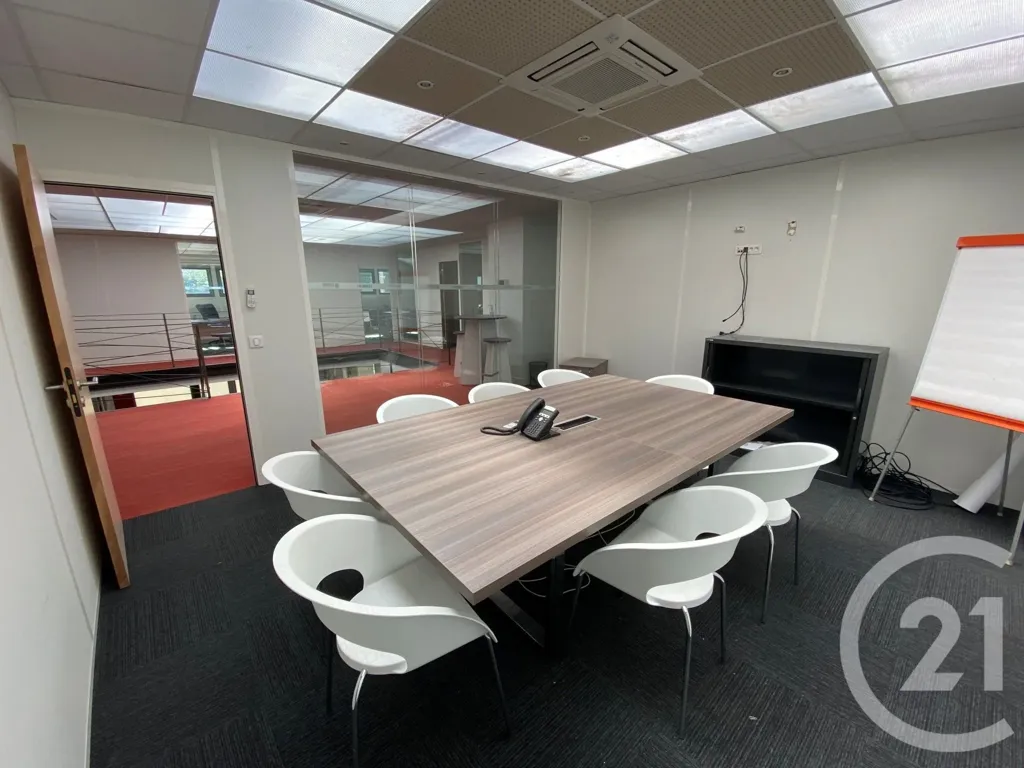 Kabinet - Office Space with Terrace near Saint-Mard