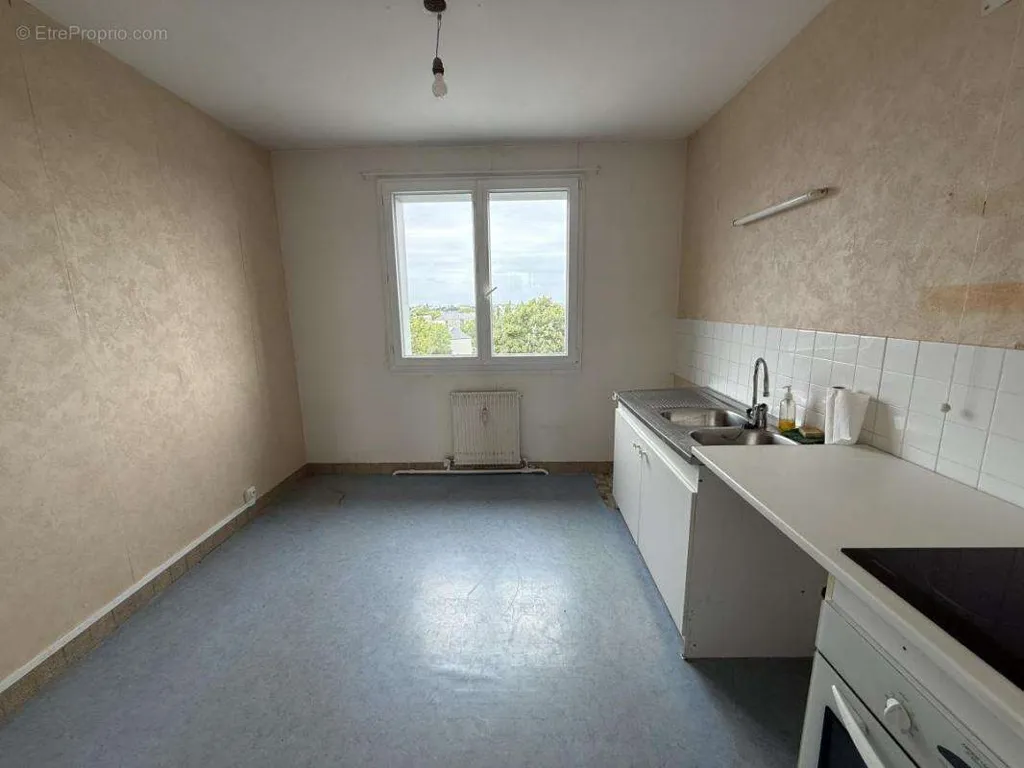 Cucina - Apartment with Balcony in Saint-Malo