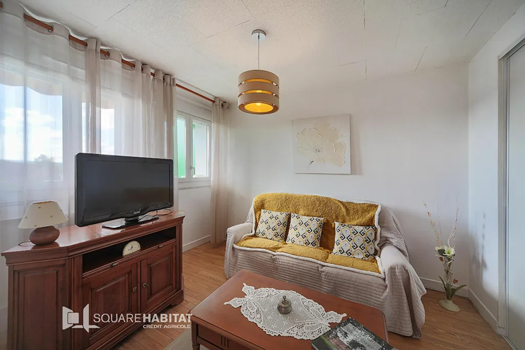 Séjour - Appartement 3 Pièces avec Terrasse à Auterive