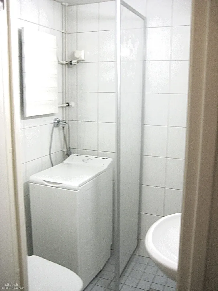 Salles de bain - City Flat with Balcony in Central Lahti
