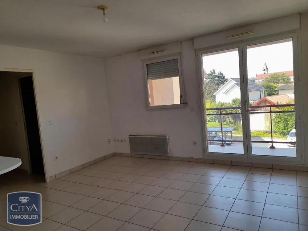 Toad - Modern Two-Bedroom Flat with Balcony in Danjoutin
