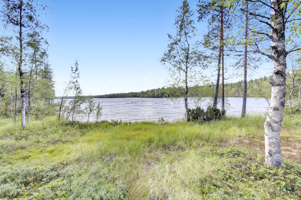 Jardin - Cottage with Private Beach on Lake Ladoga
