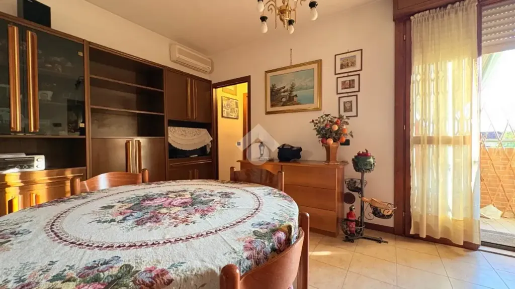 Söögituba - Balcony Flat in Suzzara