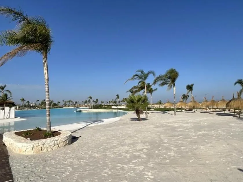 Piscina - Modern Apartment with Golf Resort Access in Murcia