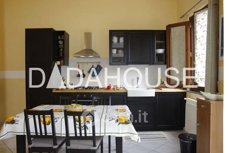 Köök - Rustic Corner House with Garden in Cascina