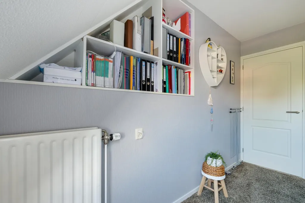 Bureau - Corner House with Overhang in Hoorn