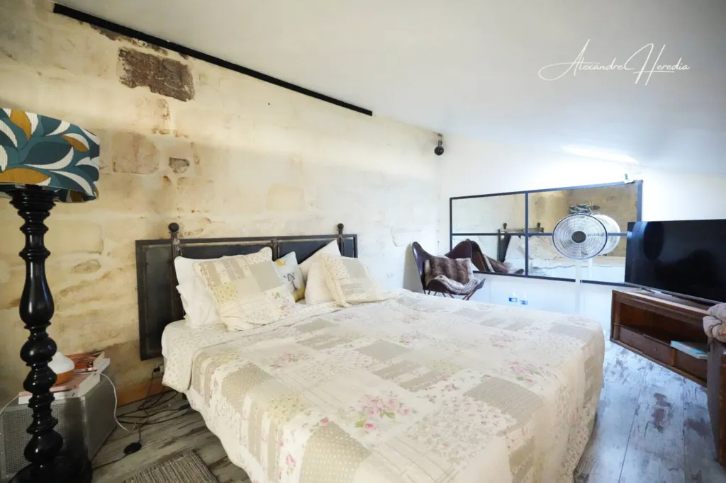 Magamistoad - Historic Maison with Balcony in Uzès
