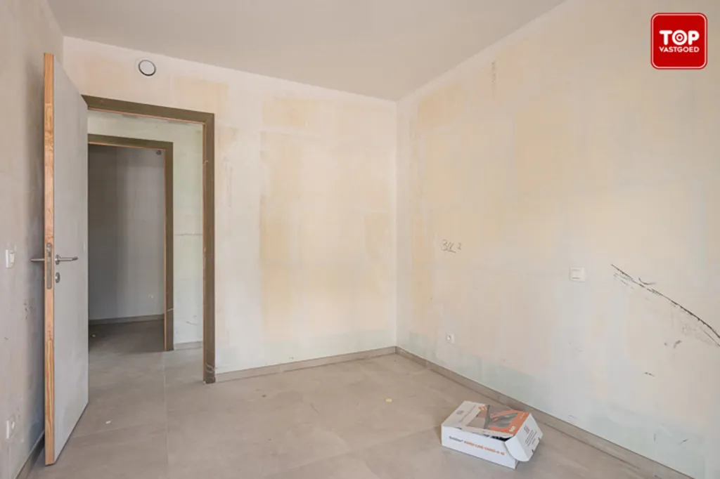 Stanze - Light-Filled New Build Apartment with Terrace in Evergem