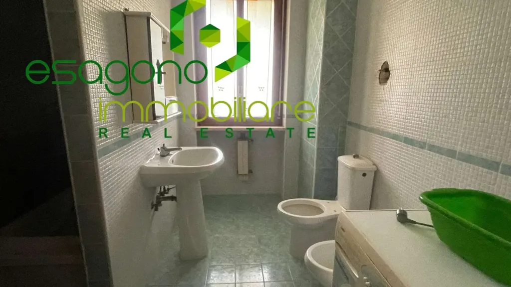 Salles de bain - Duplex Apartment with Balcony in Siracusa