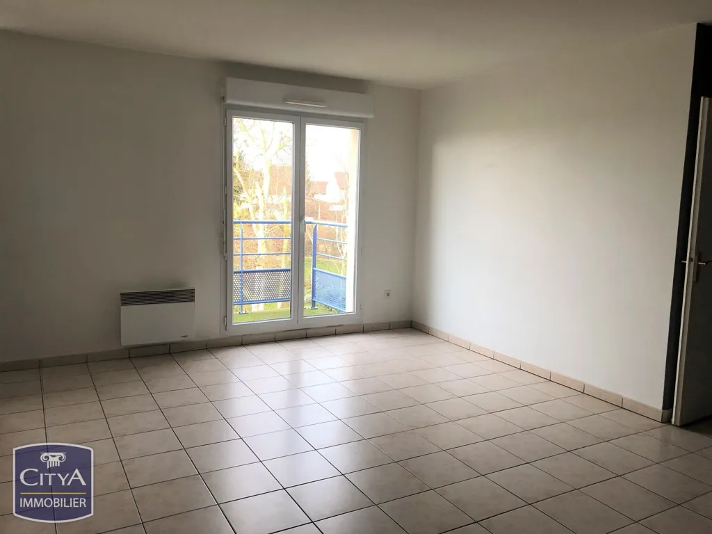 Stanze - 2-Bed Flat with Balcony in Avion