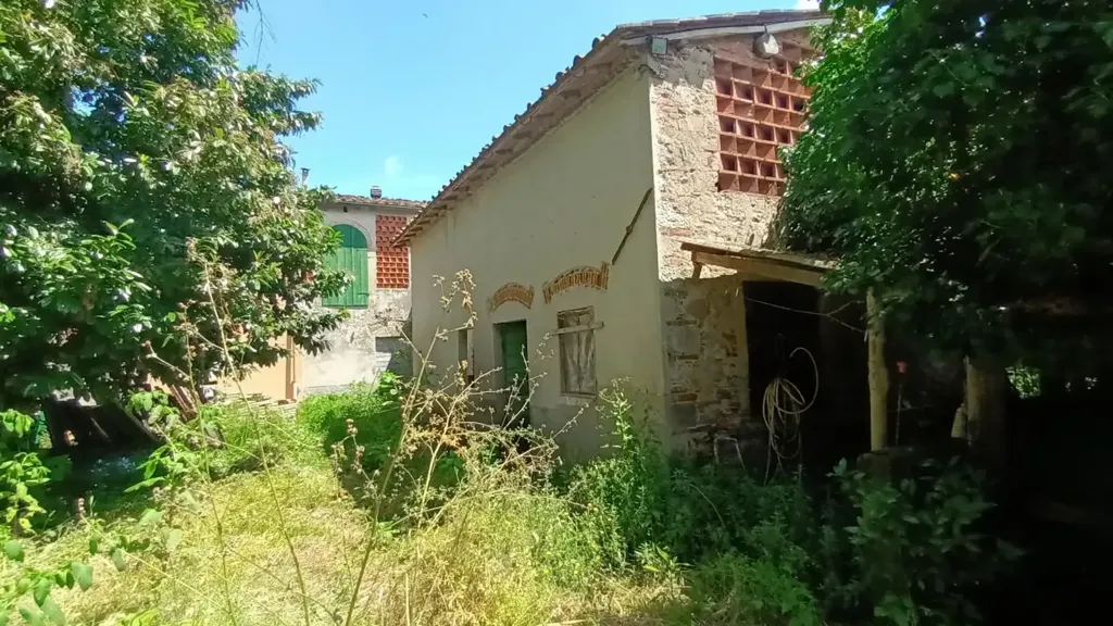 Extérieur - Cascina for Renovation with Garden near Lucca