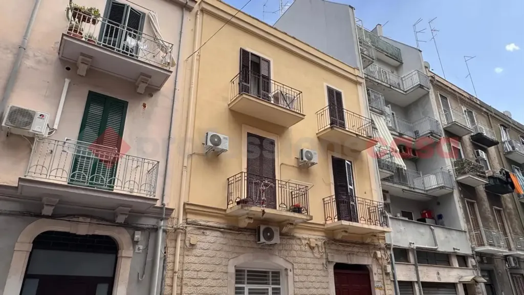 Välivaade - Bilocale with Balcony near Bari Centre