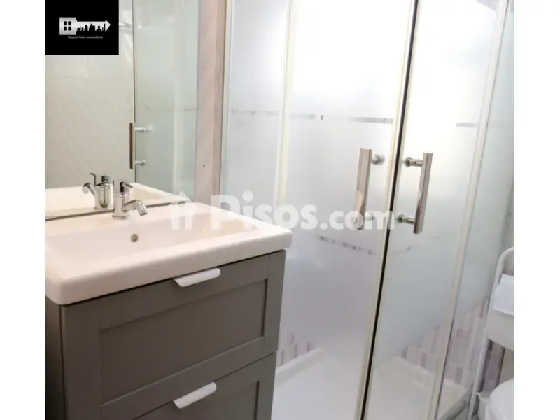 Salles de bain - Furnished Flat with Balcony in Benalúa