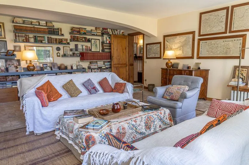 Elutuba - Villa with Pool in Vecchiano, Tuscany