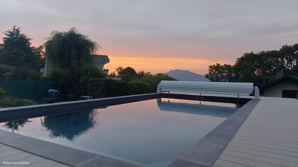 Bassein - Villa with Exceptional View in Eteaux