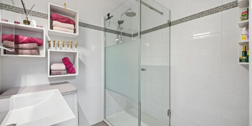Salles de bain - Appartement Rénové avec Terrasse à Kortenberg