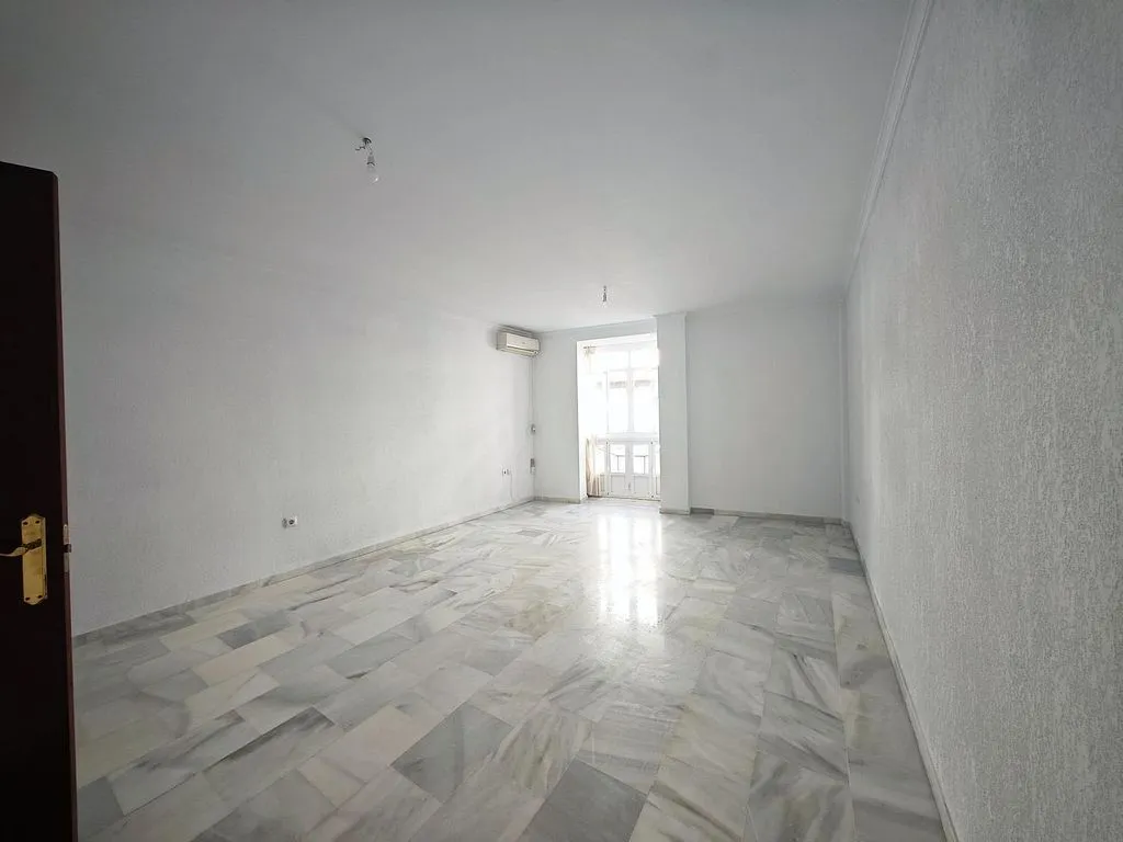 Rooms - Apartment with Balcony in Urban Centre, Chiclana