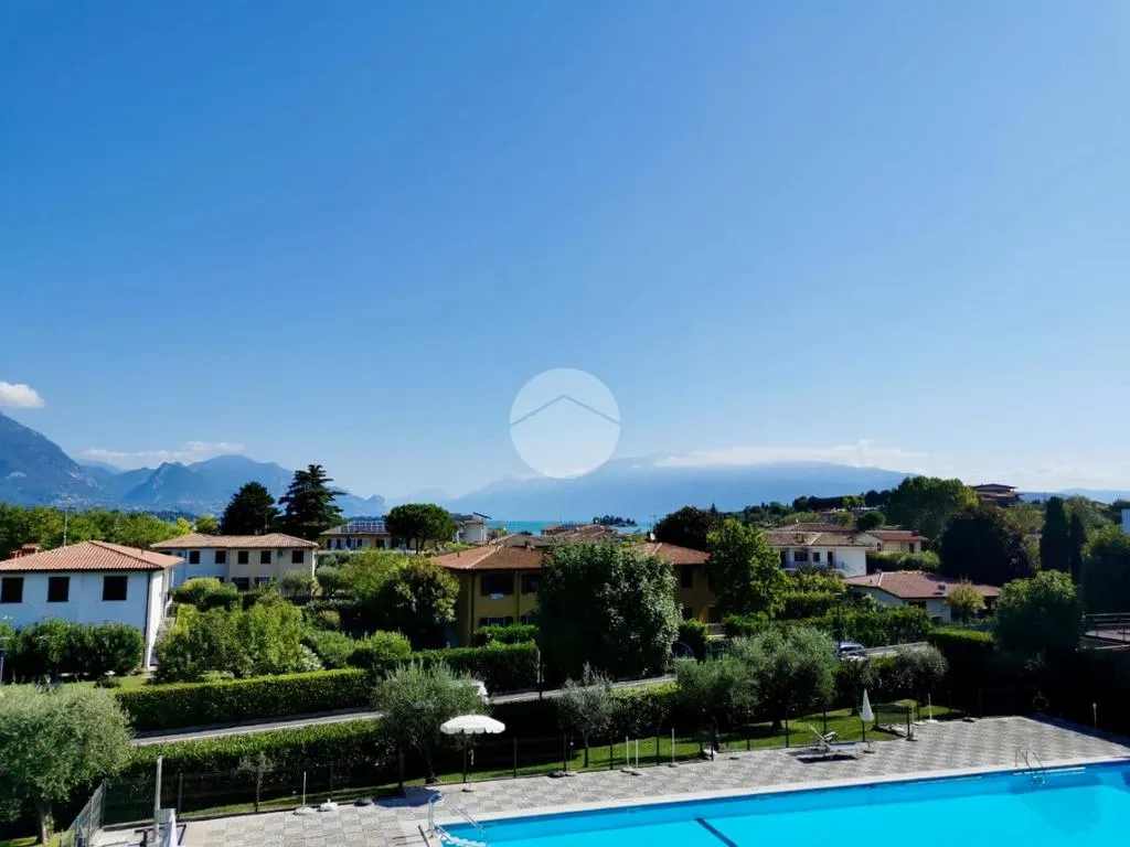 Piscine - Apartment with Pool View in Manerba del Garda