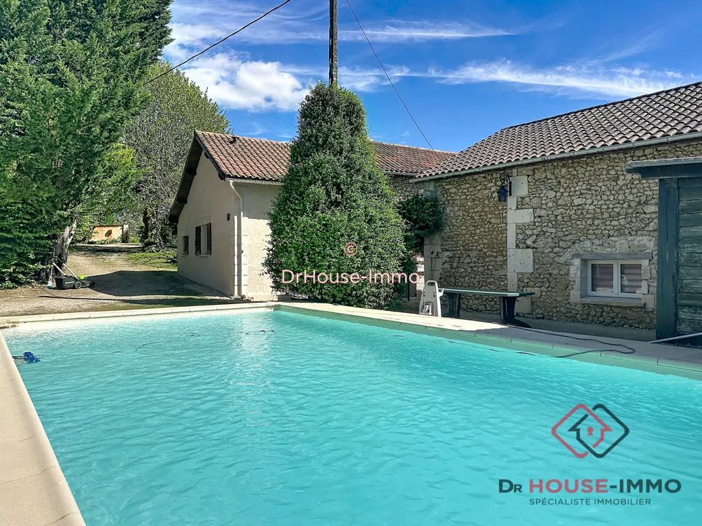 Piscina - Stone Character Property with Pool near Brantôme