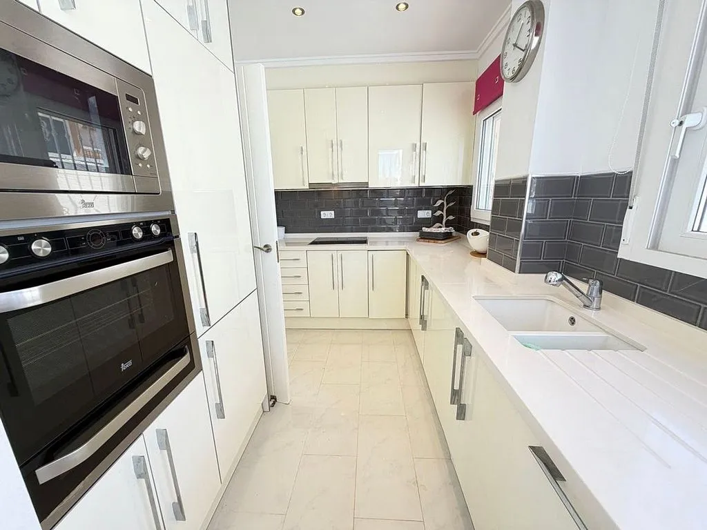 Cuisine - House with Pool and Garden in Orihuela