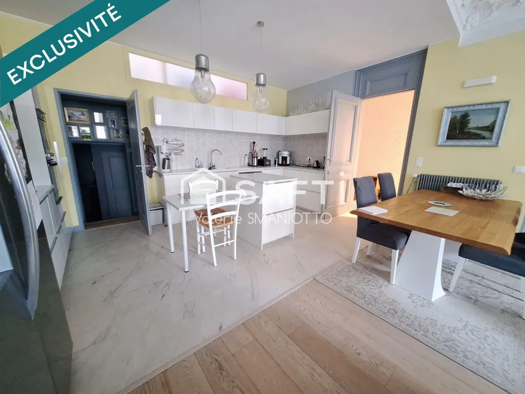 Cucina - Renovated Townhouse with Pool in Langon