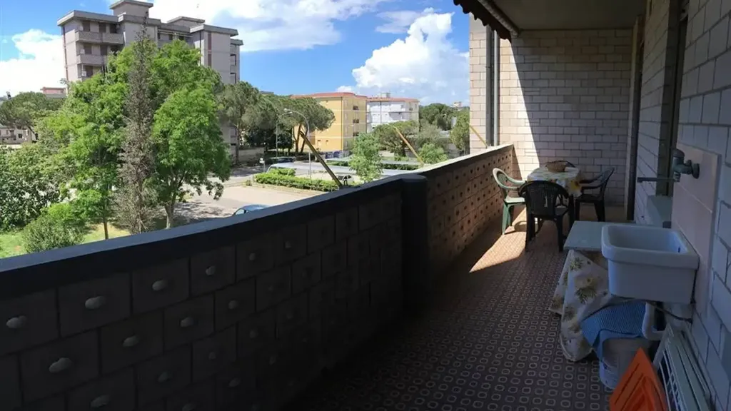 balcony