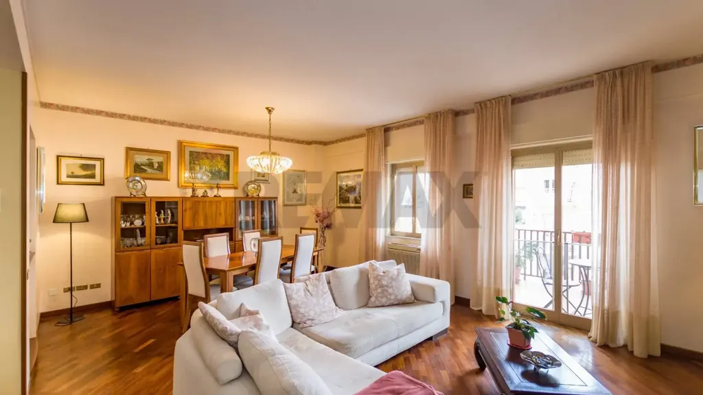 Elutuba - Spacious Apartment with Balcony in Palermo