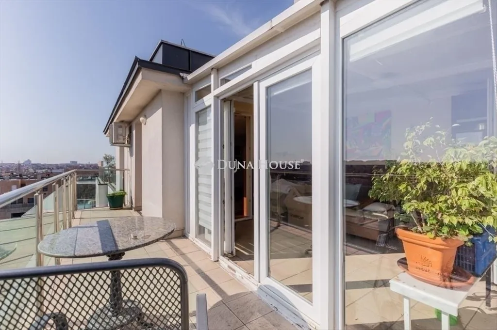 Terrazza - Duplex Penthouse with Garden in Zugló