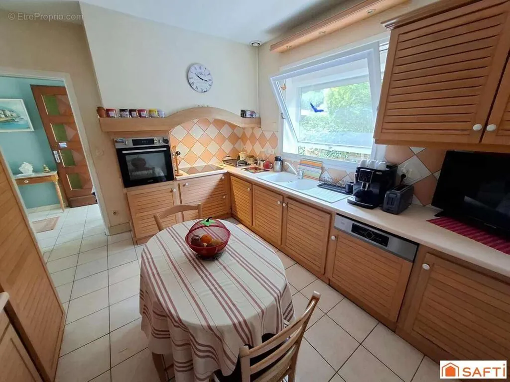 Cuisine - Maison avec Vue Panoramique sur Navarrenx