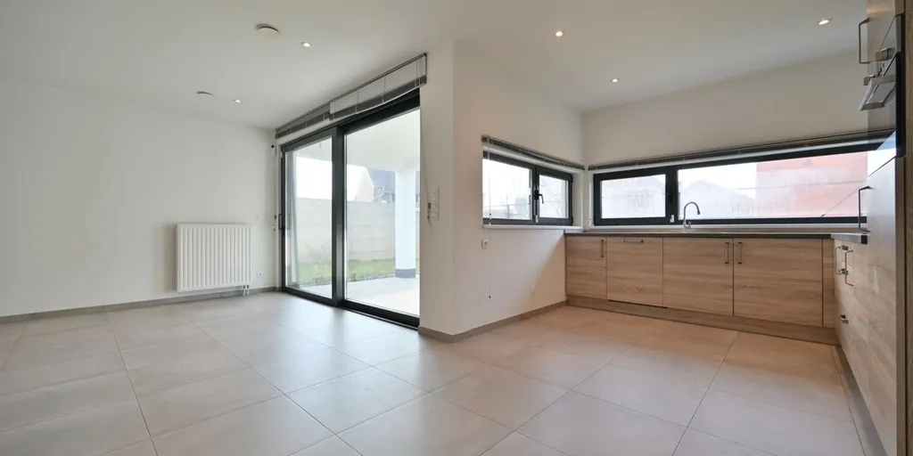 Köök - Modern Open-Plan House with Terrace in Lanaken
