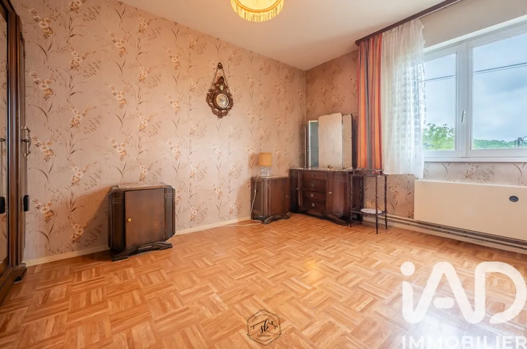 Chambres - Maison Mitoyenne avec Terrasse dans Environnement Calme
