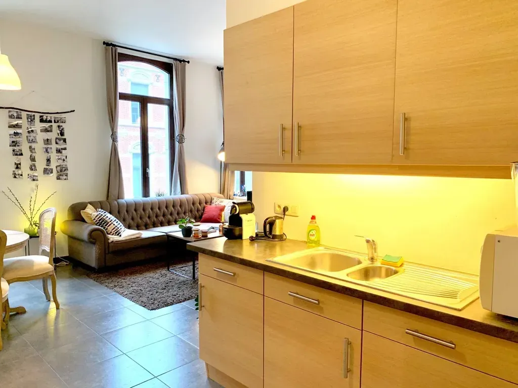 Kitchen - 1-bedroom apartment in Gent