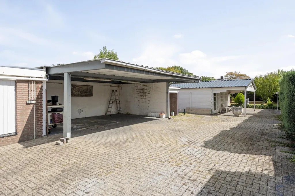Garage - Maison 11 pièces à Buchten