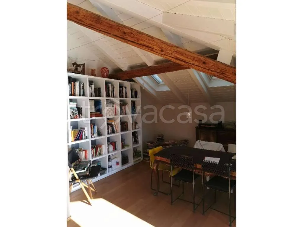 Kabinet - Villa with Private Garden in Cureggio