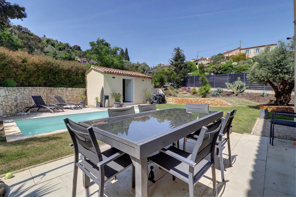 Bassein - Villa with Pool and Studio in 3,652m² Garden
